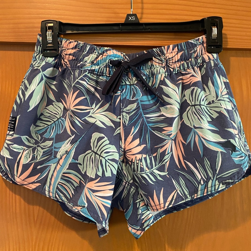 Salt Life Girl’s Boardshorts/Short Tropical Leaf Print NWT Size YM
